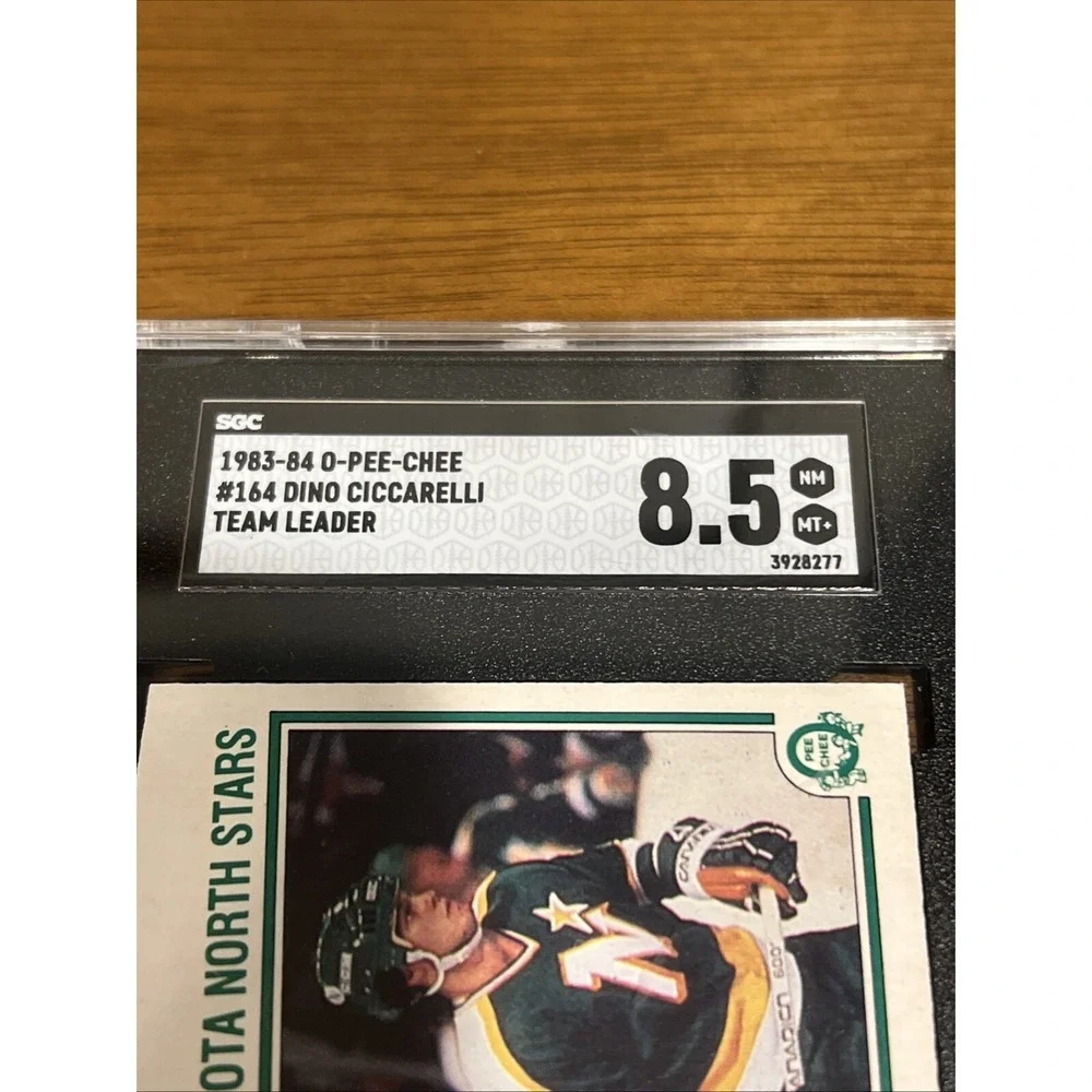 1983-84 O-Pee-Chee Dino Ciccarelli #164 Team Leader